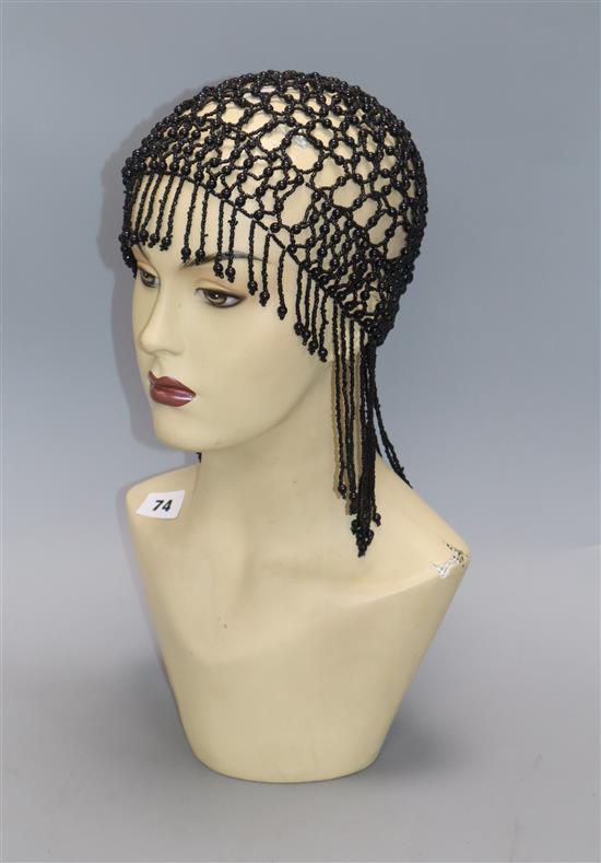A 1920s beadwork flappers headpiece